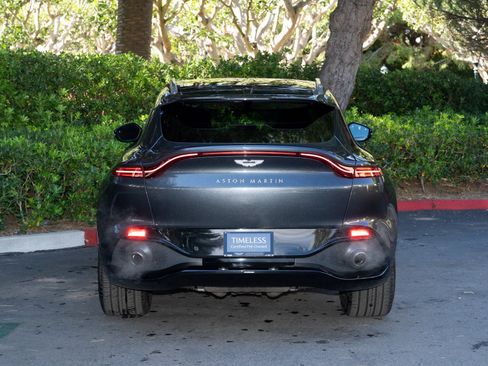 Used 2021 Aston Martin DBX image 6