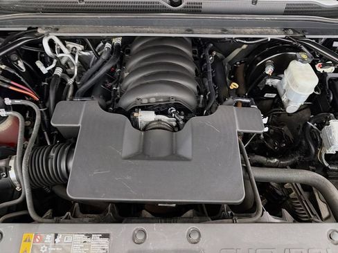 Used 2019 Chevrolet Tahoe Premier AWD/4WD image 35
