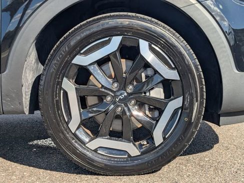 Certified 2023 Kia Telluride S FWD image 11