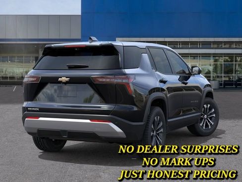 New 2026 Chevrolet Equinox LT w/ Convenience Package II FWD image 4
