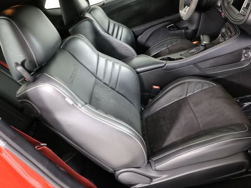 Used 2021 Dodge Challenger SRT Hellcat w/ Plus Package RWD image 31