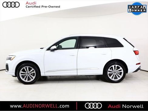 Certified 2025 Audi Q7 2.0T Premium w/ Convenience Package image 12