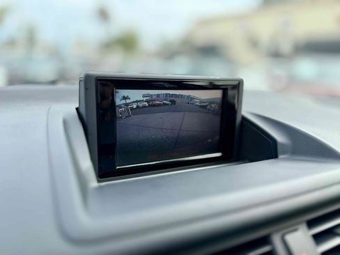 Used 2013 Lexus CT 200h w/ Premium Pkg w/Navigation FWD image 20