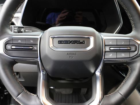 Used 2023 GMC Canyon Denali AWD/4WD image 61
