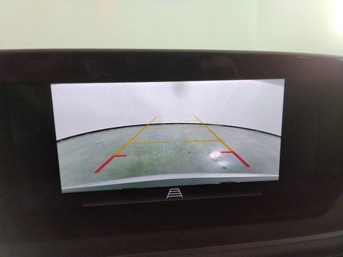 Used 2025 Buick Envista Preferred image 23