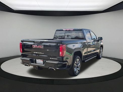 Used 2023 GMC Sierra 1500 Denali w/ Denali Reserve Package AWD/4WD image 5
