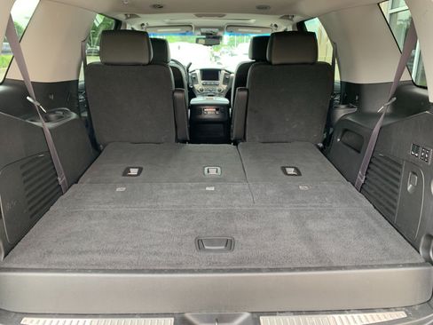 Used 2017 GMC Yukon Denali AWD/4WD image 11