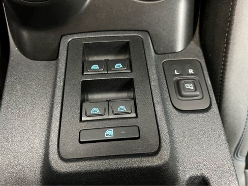 Used 2022 Ford Bronco Black Diamond image 22