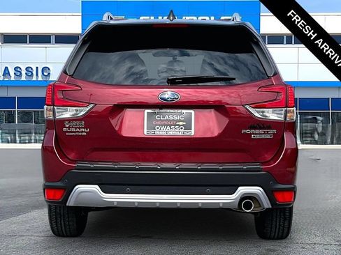 Used 2024 Subaru Forester Touring w/ Convenience Package AWD/4WD image 4