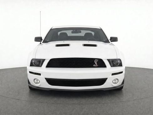 Used 2009 Ford Mustang Shelby GT500 RWD image 4