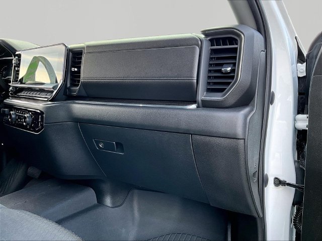 Used 2023 Chevrolet Silverado 1500 RST AWD/4WD image 13