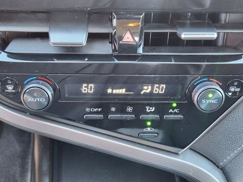 Used 2024 Toyota Camry LE image 14