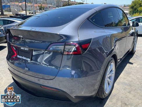 Used 2020 Tesla Model Y Long Range AWD/4WD image 90