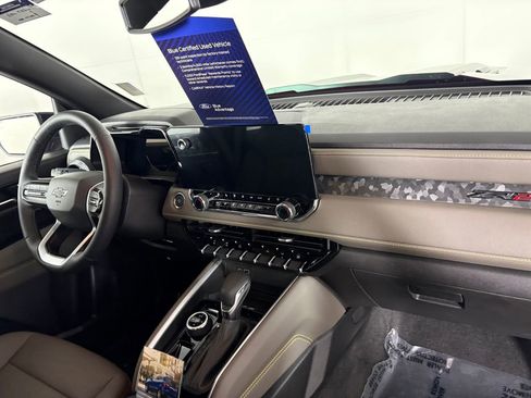 Used 2026 Chevrolet Colorado ZR2 w/ Technology Package image 37