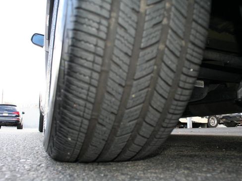 Used 2014 Toyota Sienna XLE image 30