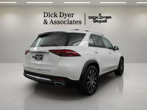 Used 2024 Mercedes-Benz GLE 350 4MATIC image 2