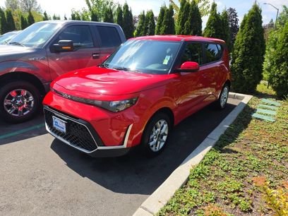 Used 2023 Kia Soul LX w/ LX Technology Package