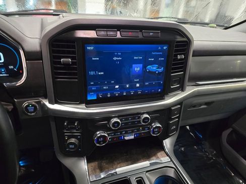 Used 2021 Ford F150 Lariat w/ Equipment Group 502A High image 24