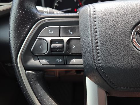 Certified 2025 Toyota Tundra SR5 AWD/4WD image 27