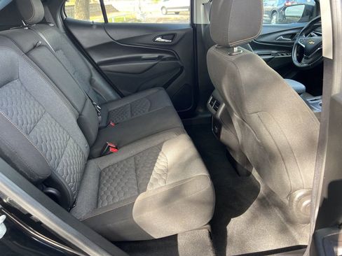 Used 2018 Chevrolet Equinox LT image 14