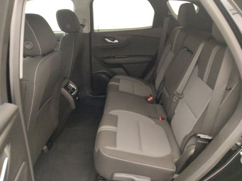 Used 2024 Chevrolet Blazer LT w/ Convenience Package FWD image 18