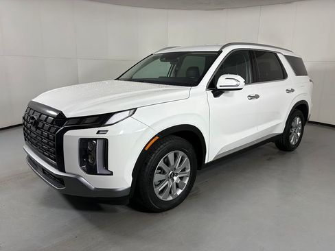Used 2025 Hyundai Palisade SEL FWD image 4