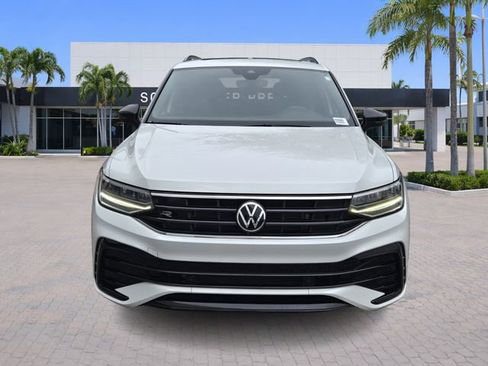 Certified 2023 Volkswagen Tiguan SE R-Line image 2