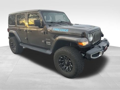 Used 2019 Jeep Wrangler Unlimited Sahara image 20