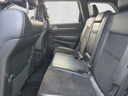 Used 2020 Jeep Grand Cherokee Altitude image 16
