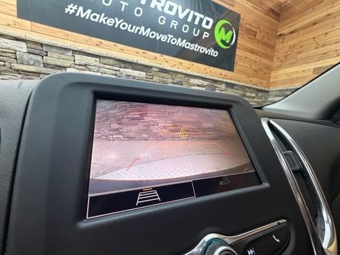 Used 2022 Chevrolet Equinox LT AWD/4WD image 25