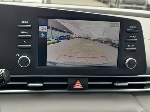Certified 2026 Hyundai Elantra SE FWD image 14