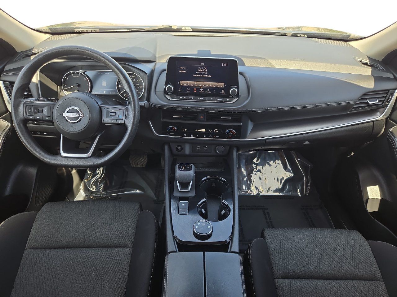 Used 2024 Nissan Rogue SV AWD/4WD image 9