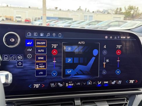 New 2026 Chevrolet Equinox EV RS image 17