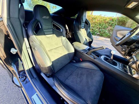 Used 2014 Chevrolet Camaro SS w/ SS Performance Package RWD image 20