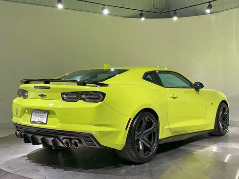 Used 2021 Chevrolet Camaro SS image 5