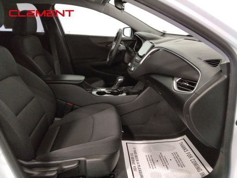 Used 2023 Chevrolet Malibu LS image 36