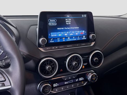 Used 2025 Nissan Sentra SR w/ SR Premium Package image 18