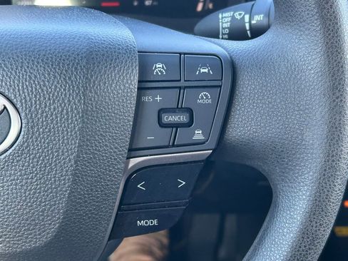 Used 2025 Toyota Camry LE image 36