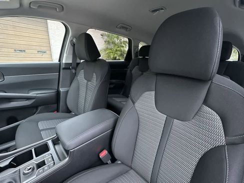 New 2026 Kia Sorento LX image 14