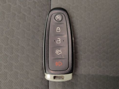 Used 2019 Ford Escape SE FWD image 32