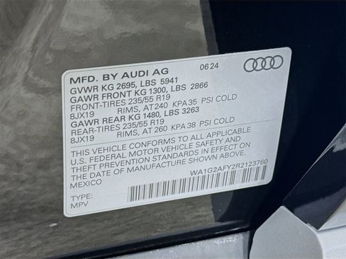 New 2024 Audi Q5 e Premium image 31