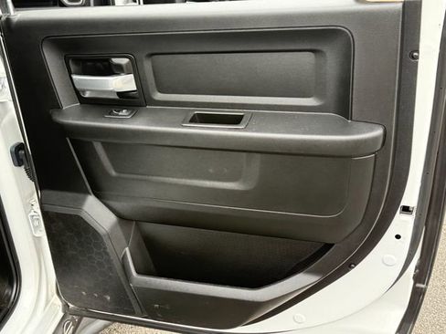 Used 2019 RAM 3500 Tradesman image 34