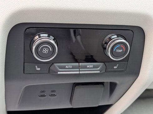 New 2026 Buick Enclave Avenir w/ Super Cruise Package image 16