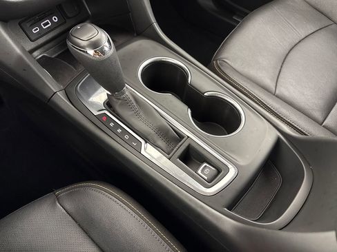 Used 2021 Chevrolet Equinox Premier FWD image 28