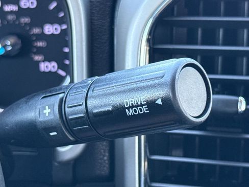 Used 2020 Ford F250 Lariat w/ Lariat Value Package AWD/4WD image 24