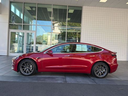 Used 2020 Tesla Model 3 Performance AWD/4WD image 2