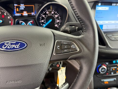Used 2018 Ford Escape SEL AWD/4WD image 24