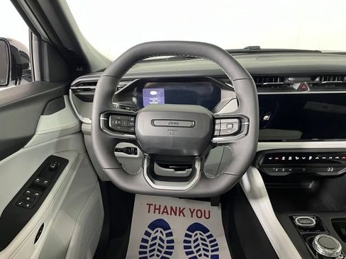 Used 2026 Jeep Cherokee Limited AWD/4WD image 20