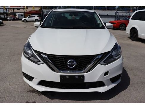 Used 2019 Nissan Sentra SV image 10