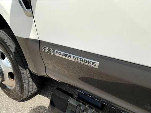 Used 2020 Ford F350 Lariat w/ Lariat Value Package AWD/4WD image 34